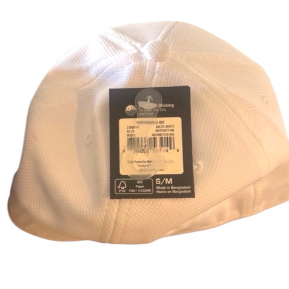 2 - Athletic Works Unisex Classic White Baseball Caps DriWorks Moisture Wick NWT - Picture 3 of 4